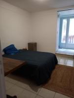 Łóżko lub łóżka w pokoju w obiekcie Charmant logement moderne 2 couchages dans station