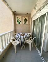 Balkón nebo terasa v ubytování Torreviejaplace