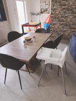 Posedenie v ubytovaní Loft chez Valy et Hervé