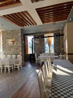 Posezení v ubytování Kutal Park Inn Hotel