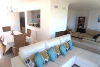 Posedenie v ubytovaní Villa Seaview Suncoast Luxury