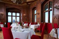 Restaurace v ubytování Hotel Schloss Eckberg