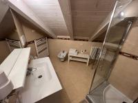 Kúpeľňa v ubytovaní Studio Apartments Baia Azzurra 7