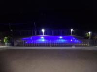Bazén v ubytování LAS PALOMAS, appartement 3 chambres avec piscine nebo v jeho okolí
