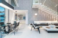 Posedenie v ubytovaní Luxury Villa Cavo Mare Meltemi with private pool & jacuzzi
