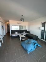 Kuchnia lub aneks kuchenny w obiekcie Appart avec terrasse vue sur mer exceptionnelle