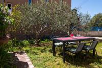 Vonkajšia záhrada v ubytovaní Apartment KATA