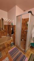 Kúpeľňa v ubytovaní Chambre dans villa