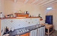A kitchen or kitchenette at Casa Montesole