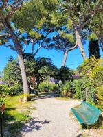 Ogród w obiekcie Castel du Soleil, Bord de mer, 4 pers