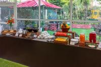 Đồ ăn tại/gần resort