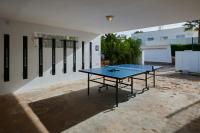 Stolný tenis v ubytovaní Villa Punta des Port 13 by dracmallorca alebo v jeho okolí