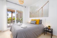 Posteľ alebo postele v izbe v ubytovaní Nordik Apartments Village - Torrox "Tønsberg"