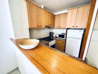 Kuchnia lub aneks kuchenny w obiekcie Apartamentos Sa Tenassa