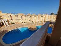 Bazén v ubytovaní Residencial Benimar Licencia Vv alebo v jeho blízkosti