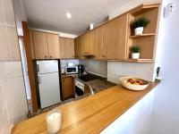 Kuchnia lub aneks kuchenny w obiekcie Apartamentos Sa Tenassa