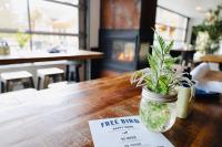 Ресторан / где поесть в Executive Suites Hotel and Resort, Squamish