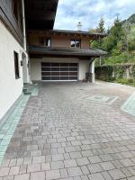 Budynek, w którym mieści się apartament