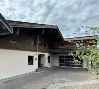 Budynek, w którym mieści się apartament