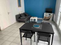 Posedenie v ubytovaní Duplex sur le port du Croisic