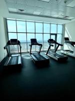 Fitness centrum a/nebo fitness zařízení v ubytování Luxury full sea view flat