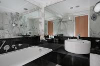 Koupelna v ubytování Lugal, a Luxury Collection Hotel, Ankara