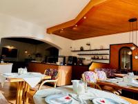 Reštaurácia alebo iné gastronomické zariadenie v ubytovaní Hotel Sonnenhof - bed & breakfast & appartements