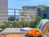 Balkón alebo terasa v ubytovaní AstraMaris Znjan - Deluxe beach suite with hot tub
