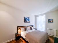 Postel nebo postele na pokoji v ubytování San Bartolome Bay - Iberorent Apartments
