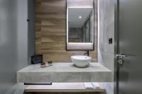 Kúpeľňa v ubytovaní Acropolis Magenta Luxury Suites