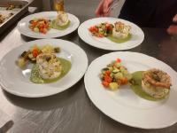 Еда / где поесть недалеко от отеля