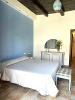 Posteľ alebo postele v izbe v ubytovaní TROPEA center - unique sea VIEW - Casa dei Coralli