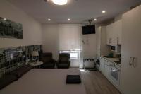 A kitchen or kitchenette at Suite estocolmo