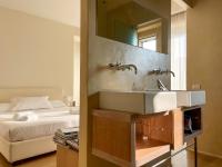 A bed or beds in a room at Luxury Penthouse with Stunning View and Hammam