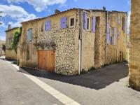 Plán poschodí v ubytovaní Maison de village au cœur du Luberon