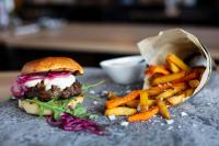 Đồ ăn tại/gần căn hộ