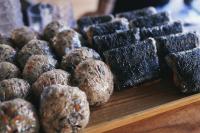 Jídlo v hostelu nebo okolí