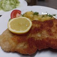 Jídlo v hotelu nebo okolí