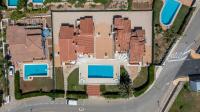 Bazén v ubytování Villas 84 Est & Oest, Son Bou By MENORCARENTALS nebo v jeho okolí