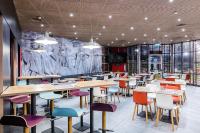 Hotel ibis Porto Gaiaにあるレストランまたは飲食店