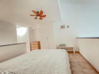 The floor plan of Duplex in Castle Harbour, Heated Pool, Ocean View LC517