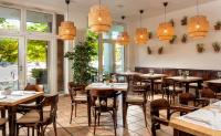 Precise Resort Marina Wolfsbruch - Familienapartments में खाने के लिए रेस्टोरेंट या कोई दूसरी जगह