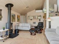Posezení v ubytování Holiday Home Petri - 500m from the sea by Interhome