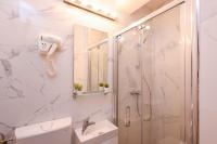 Koupelna v ubytování Lulak Studio Apartments