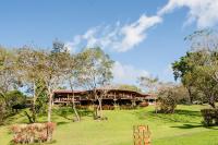 Сад в Borinquen Thermal Resort