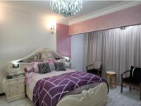 Postel nebo postele na pokoji v ubytování Unique Apartment in Sheraton Heliopolis