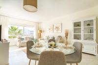Posezení v ubytování MARBELLA BANUS SUITES - Banus Playa Rocio Beachside Complex