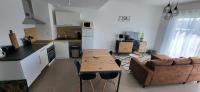 Kuchnia lub aneks kuchenny w obiekcie Appartement avec balcon/terrasse