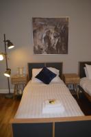 Postel nebo postele na pokoji v ubytování Luxury home in York - sleeps -5 , Free parking ,