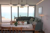 Půdorys ubytování The wave collection sea view 2 bedrooms